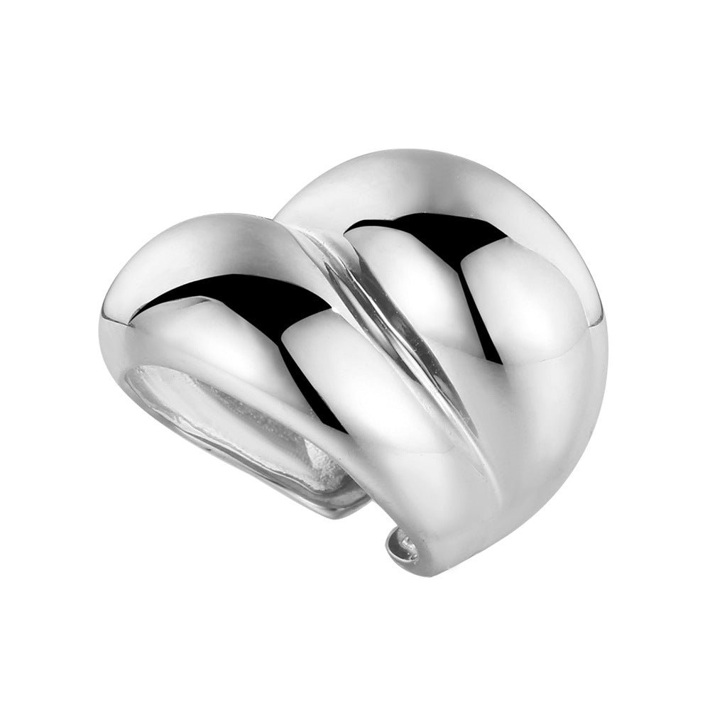 The Enduring Allure: A Geometric Silver Ring